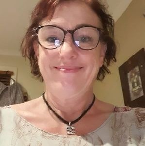 Meet your Posher, Eileen